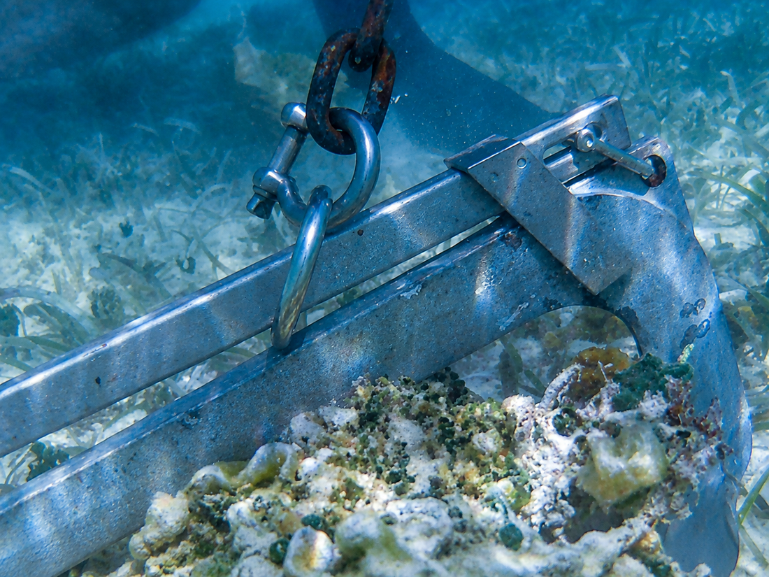 SARA pulling up a stuck anchor from rocky bottom